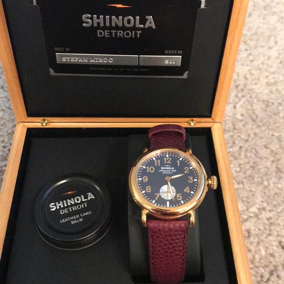 Shinola Watch- rose gold - Picture 1 of 4